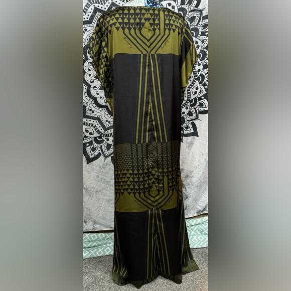 Lexbreezy Hawaii 🌺 Royal Collection Maxi Dress NWT - Picture 8 of 9